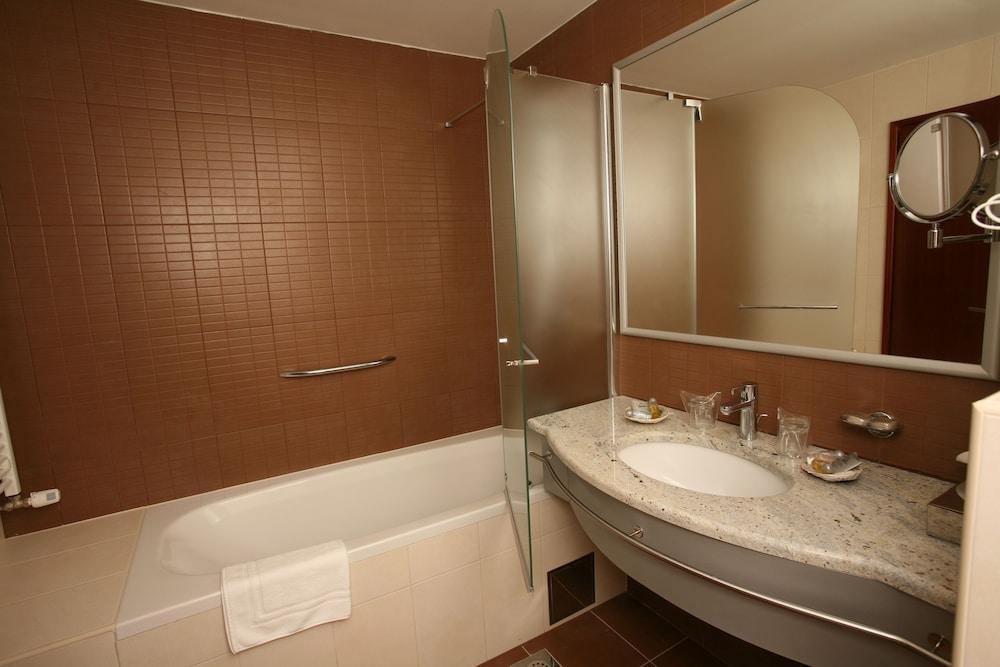 Valamar Adria Hotel