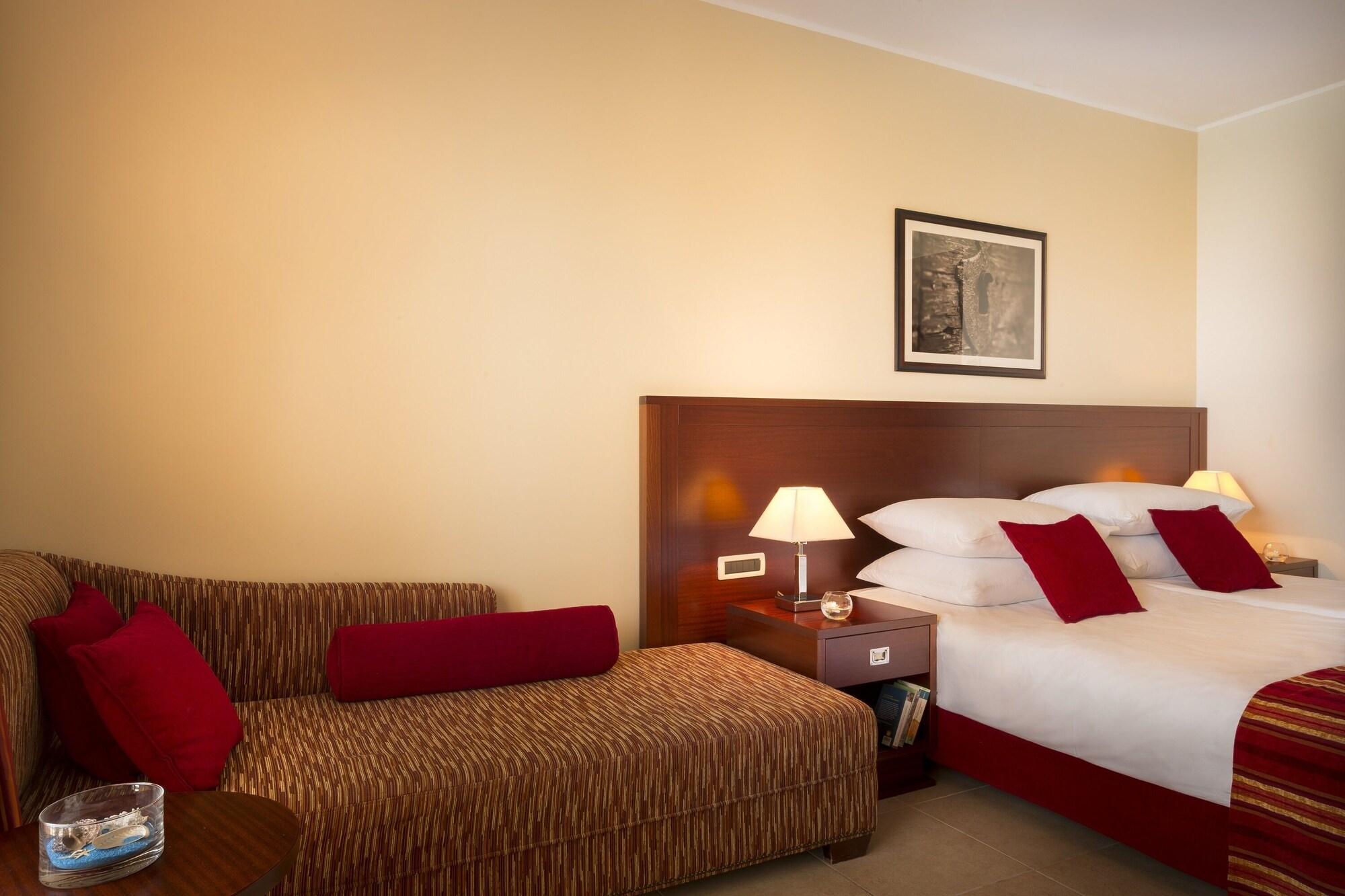 Valamar Adria Hotel Baska (Krk)