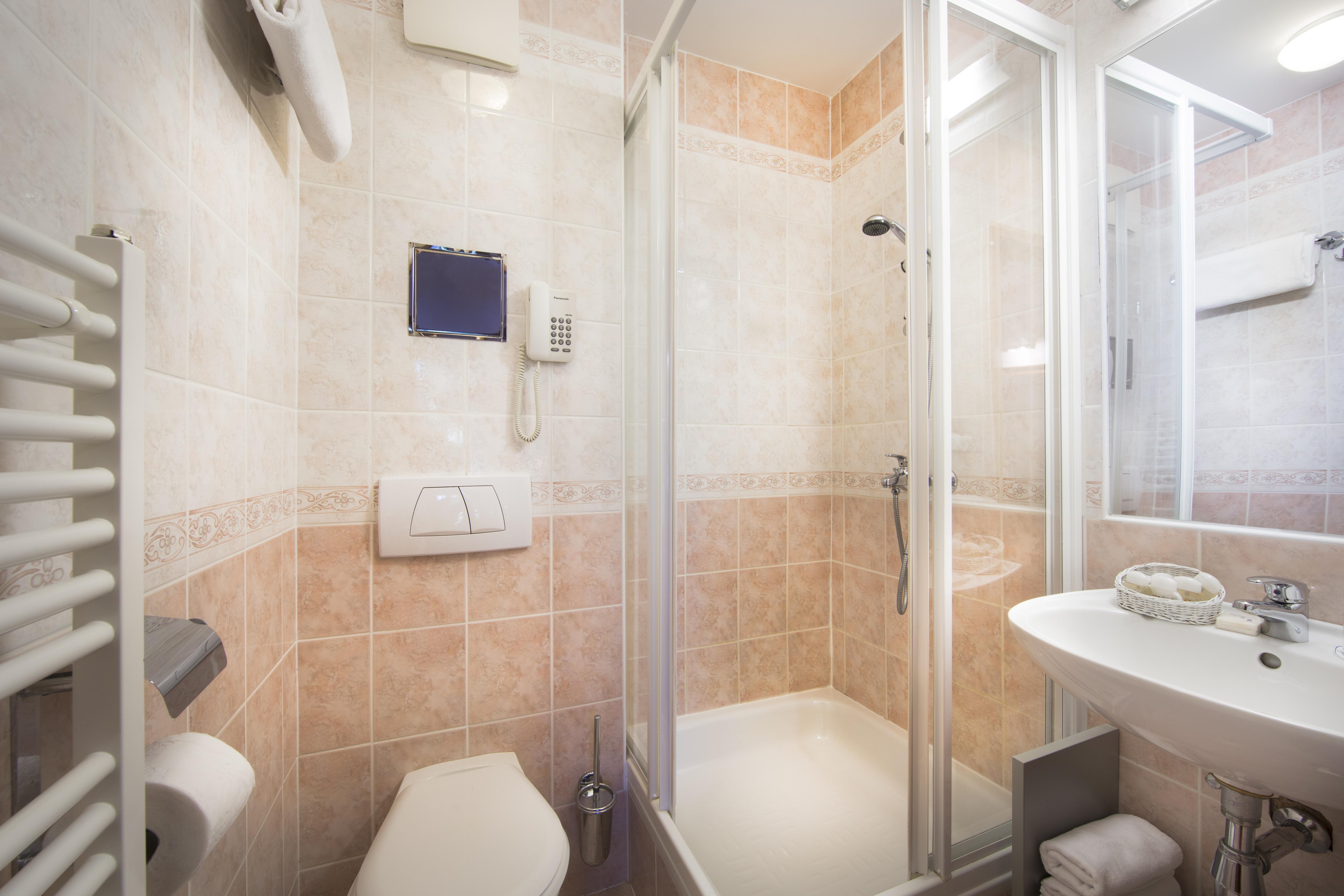 Hotel Valamar Adria 4*