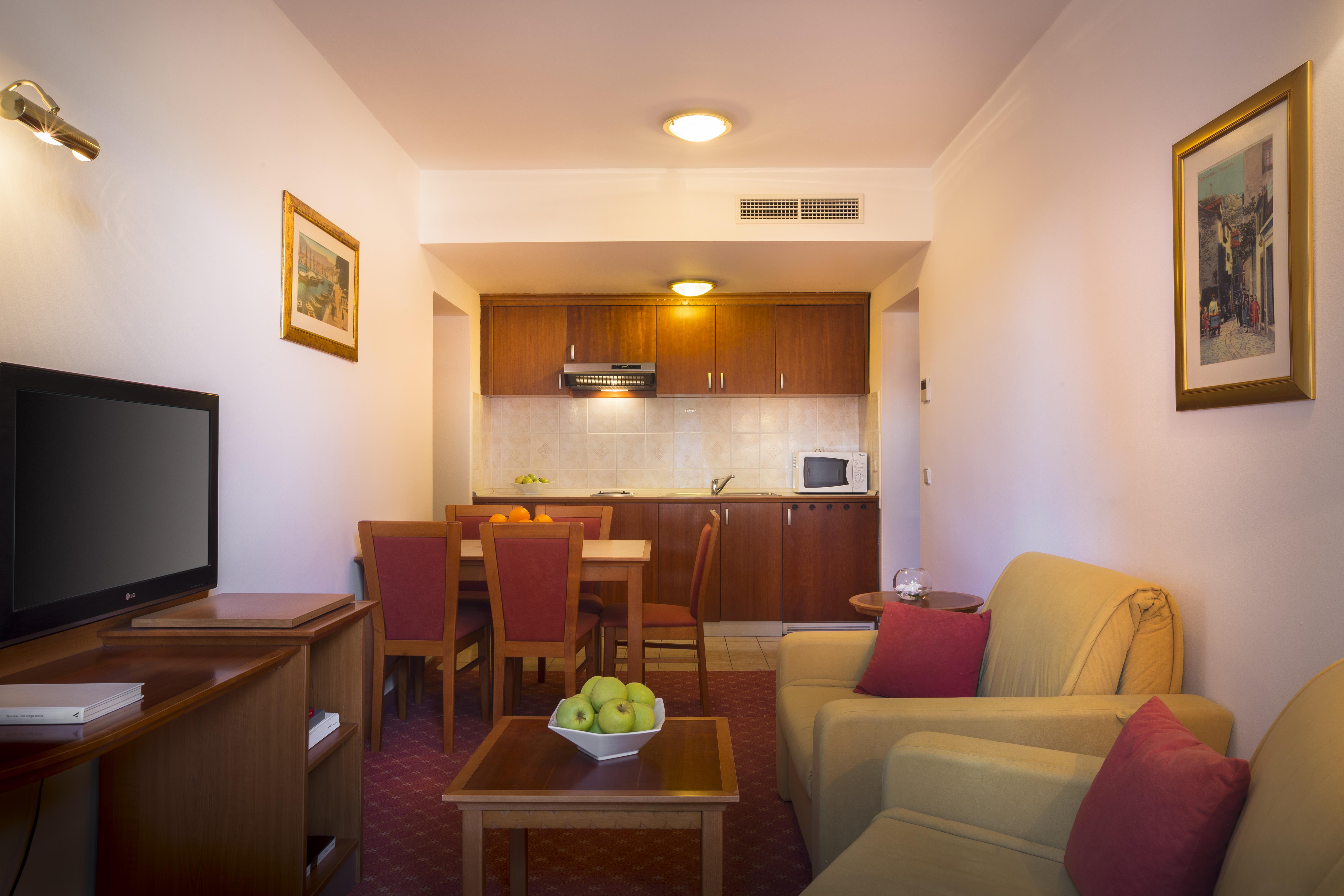 Hotel Valamar Adria